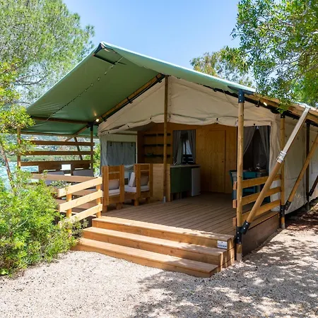 Vakantiepark Lacona Pineta